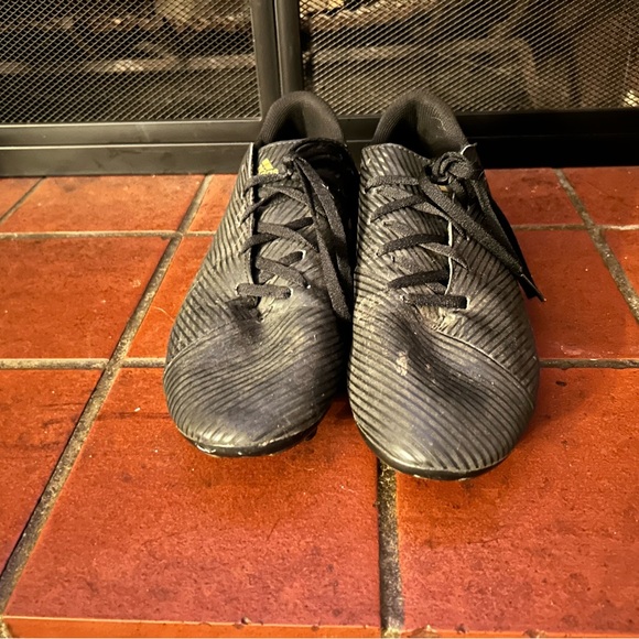 Adidas Nemeziz 19.4 Fxg Soccer Cleats - Picture 2 of 6